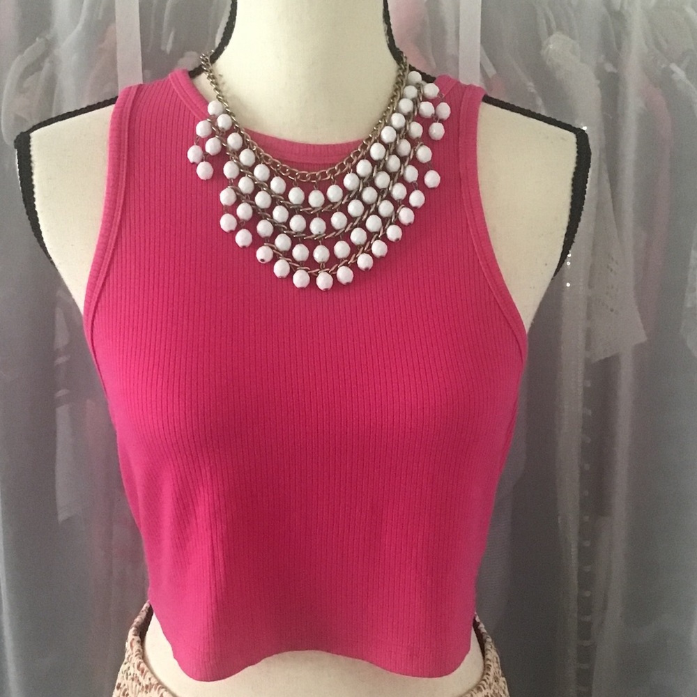 Ribbed pink crop top